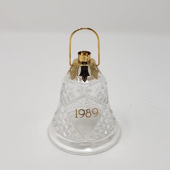 1989 Hallmark Holiday Bell Lighted Lead Crystal Christmas Ornament. - Picture 4 of 6